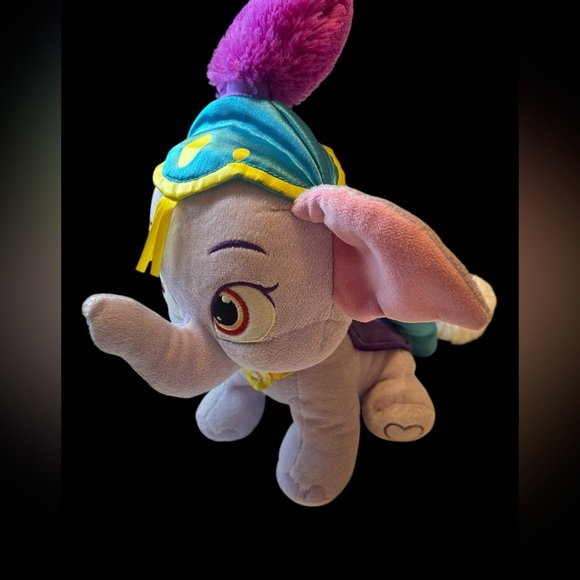 Authentic Disney store Aladdin taj baby elephant plush - Picture 2 of 7